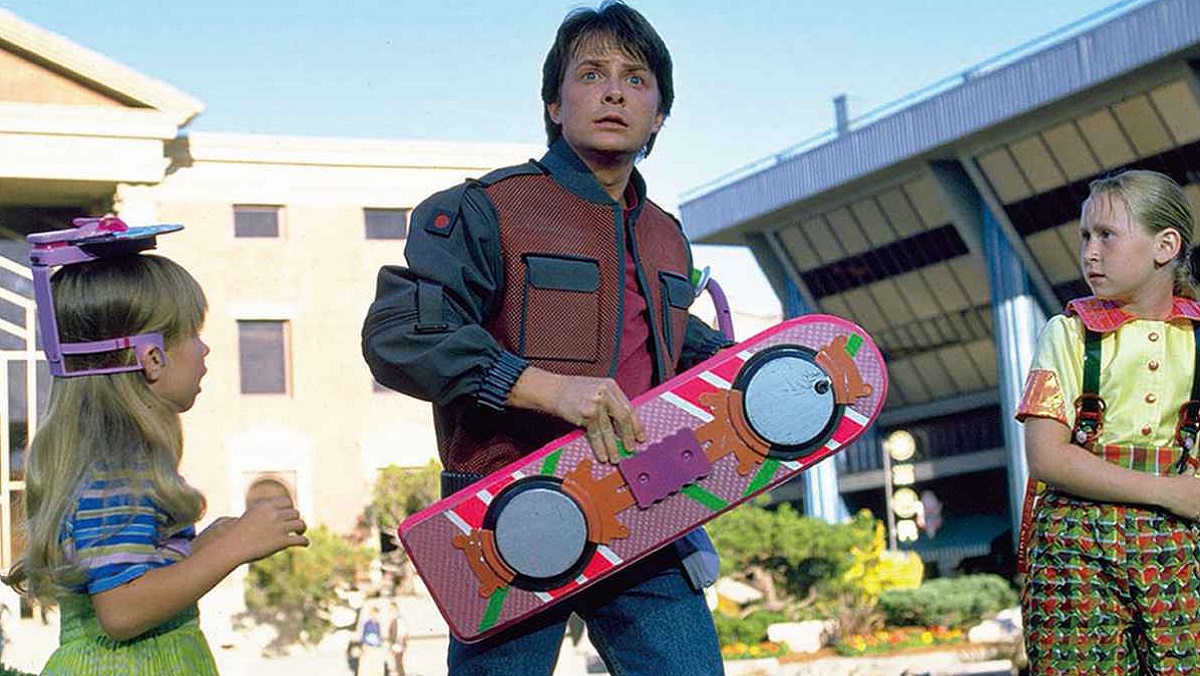 Ritorno al Futuro aveva previsto tutto: 5 cose del film diventate realtà (secondo Michael J. Fox) Ritorno al Futuro aveva previsto tutto: 5 cose del film diventate realtà (secondo Michael J. Fox) - bloopersnetwork.it