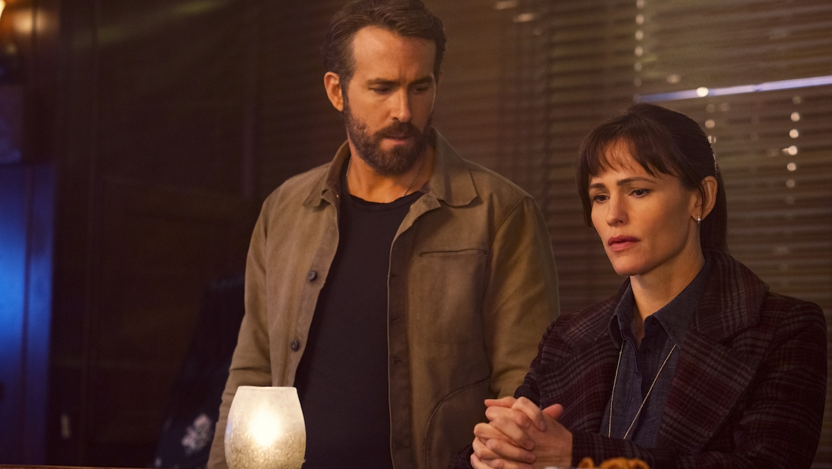 Ryan Reynolds as Big Adam and Jennifer Garner as Ellie in The Adam Project.